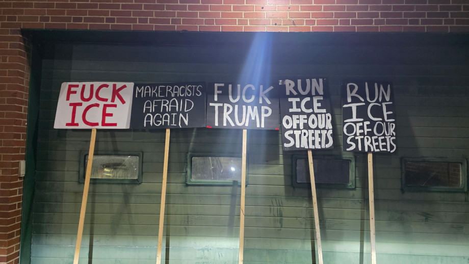 Ice_petition_signs.jpg