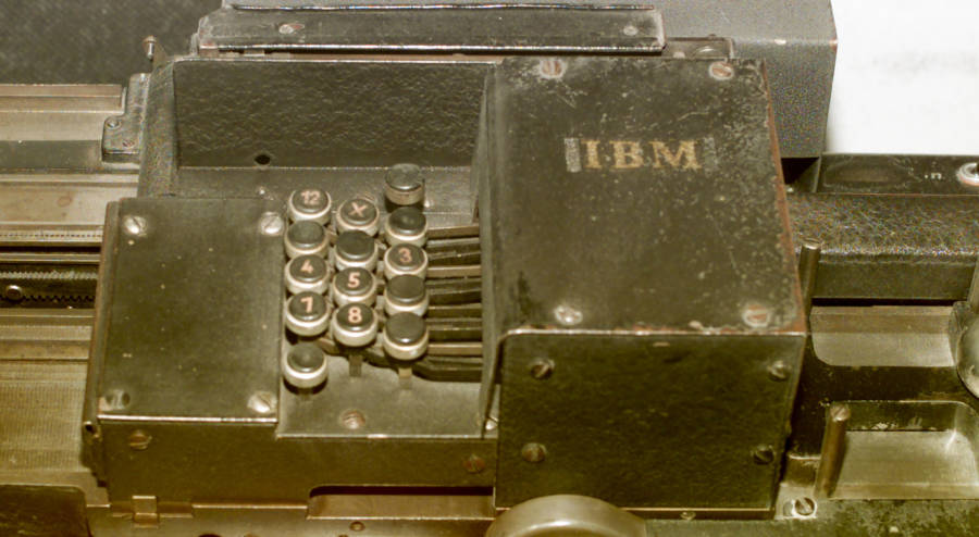 ibm-machine.jpg